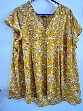 Carolina Belle Yellow Floral V-Neck Flutter Sleeve Tunic